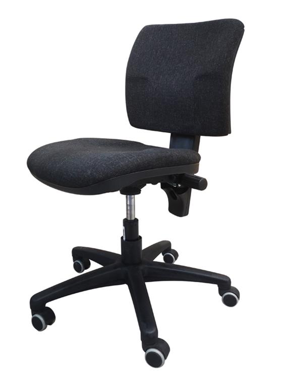 Ergonomičen vrtljivi pisarniški stol