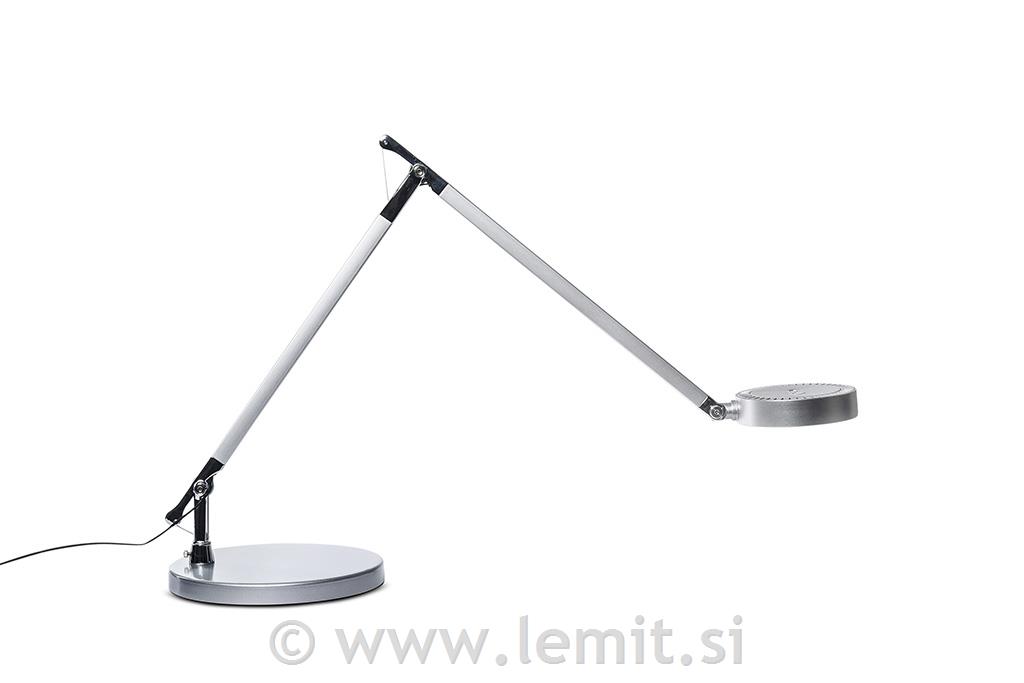 Namizna LED svetilka MAULgrace srebrna