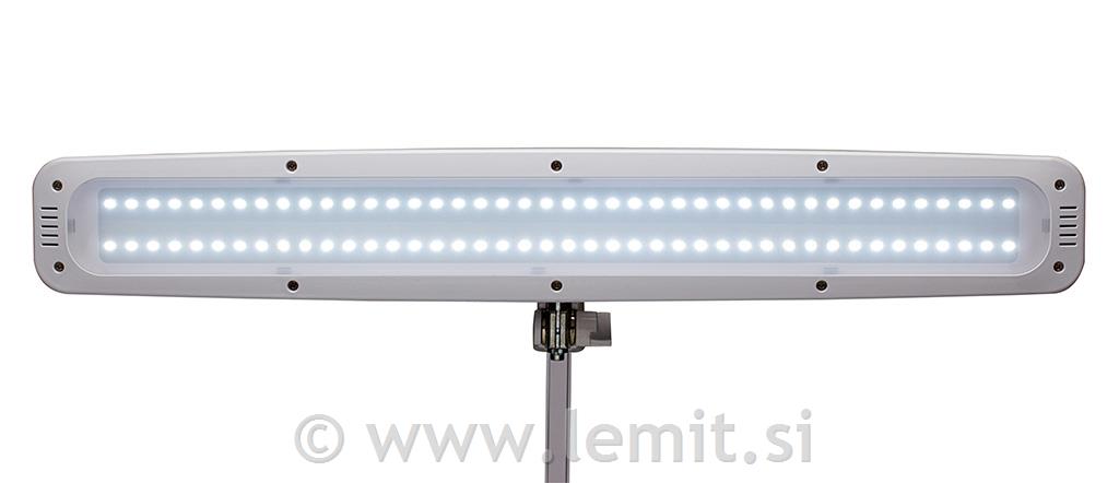 LED svetilka za delovno postajo